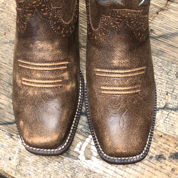 Justin Boots - Picture 2 of 5